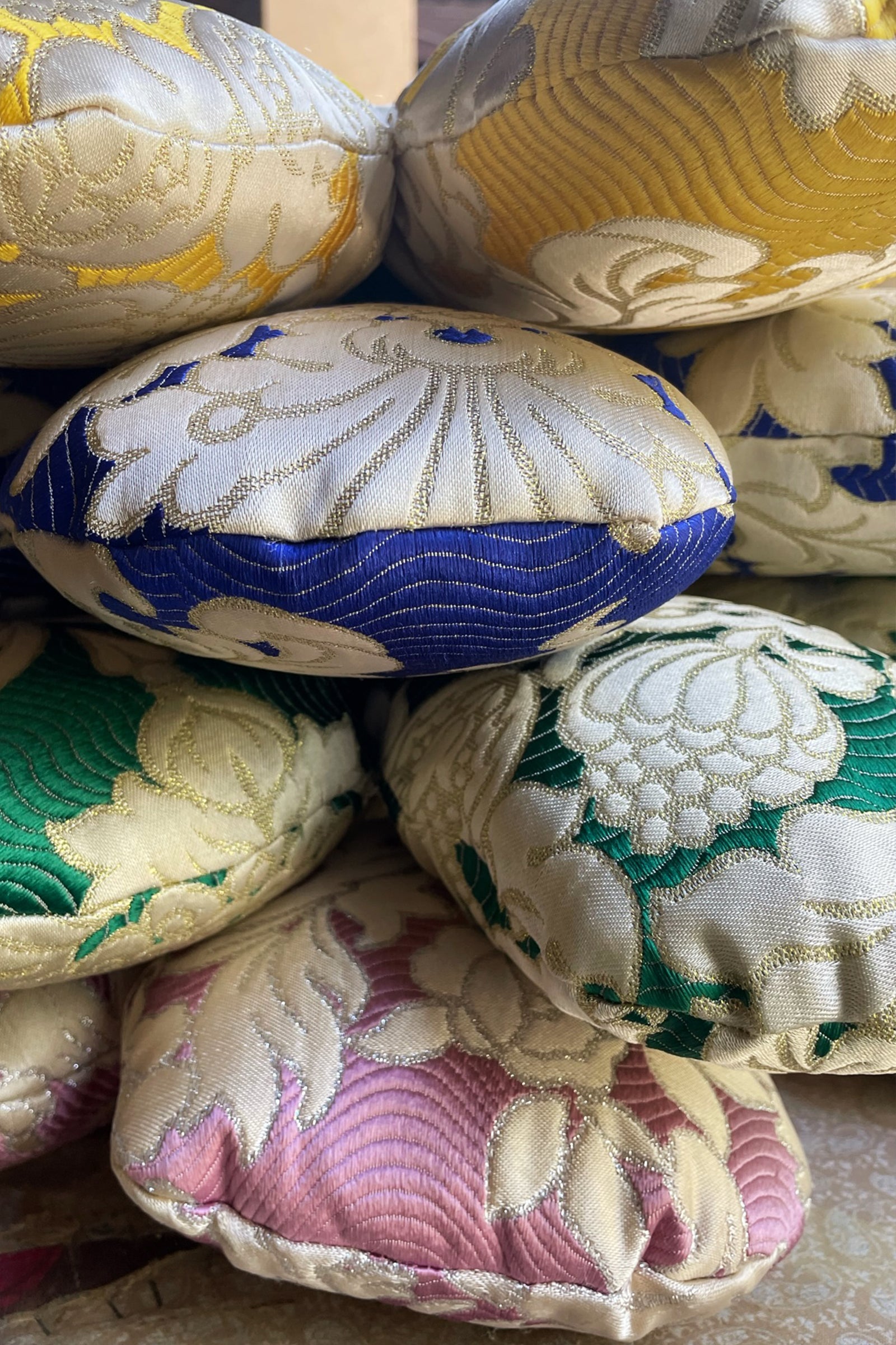 FLOWER Cushion