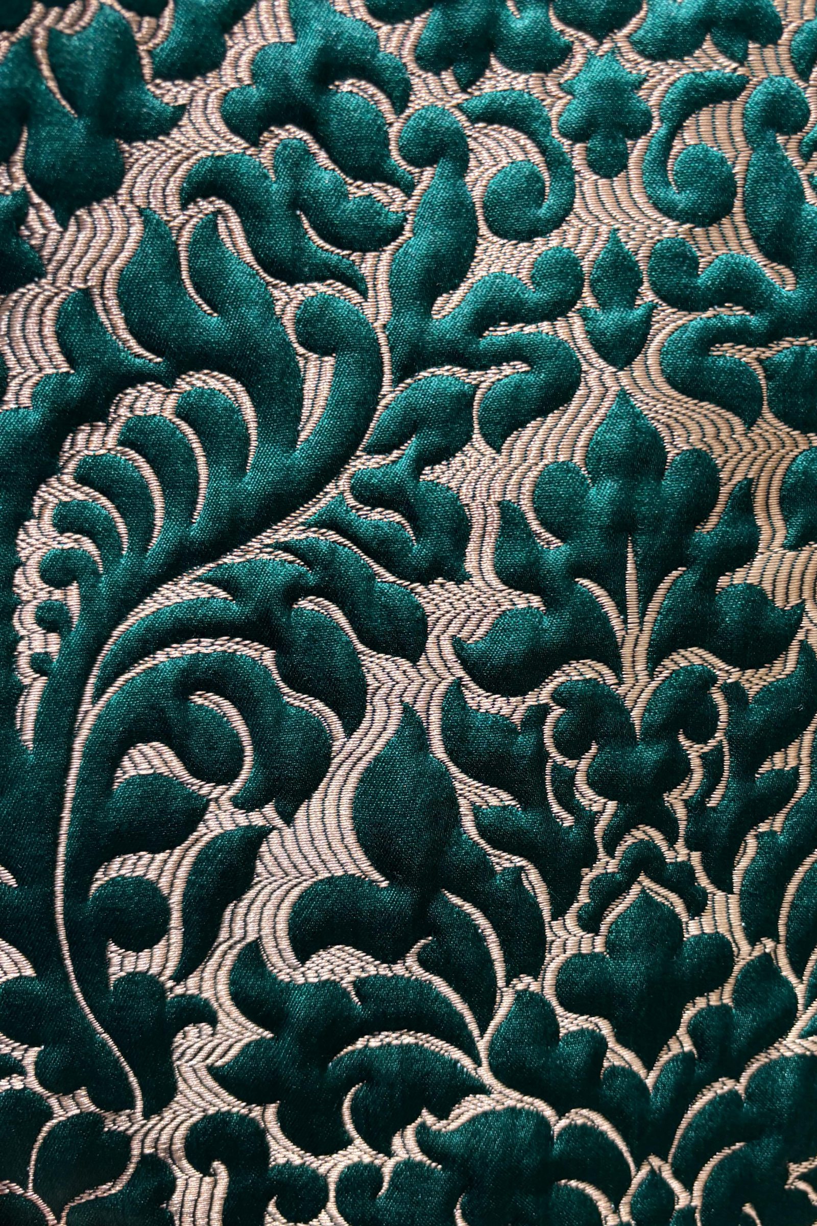 GREEN & GOLD