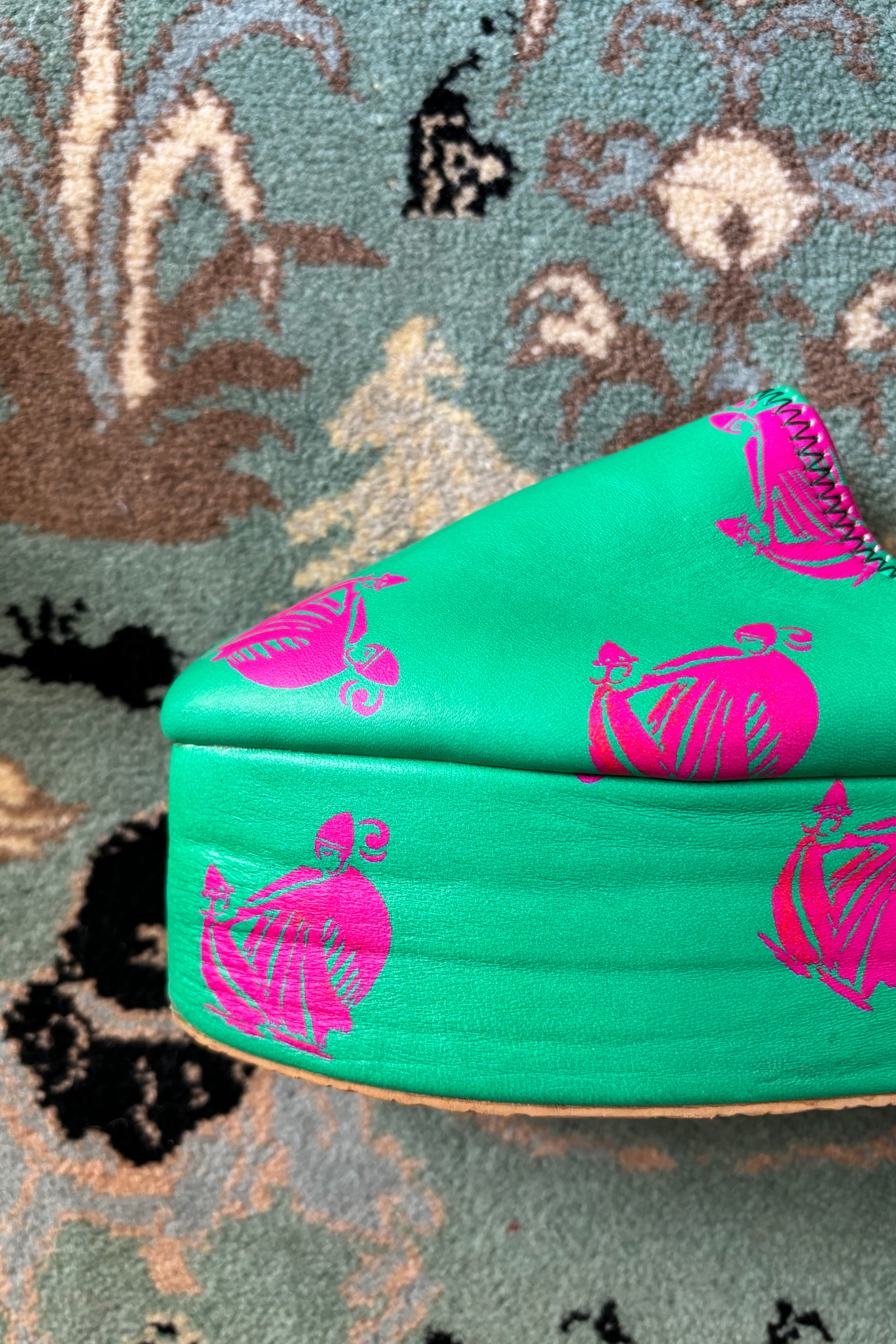 ZOUBI (Closed) Shoes
