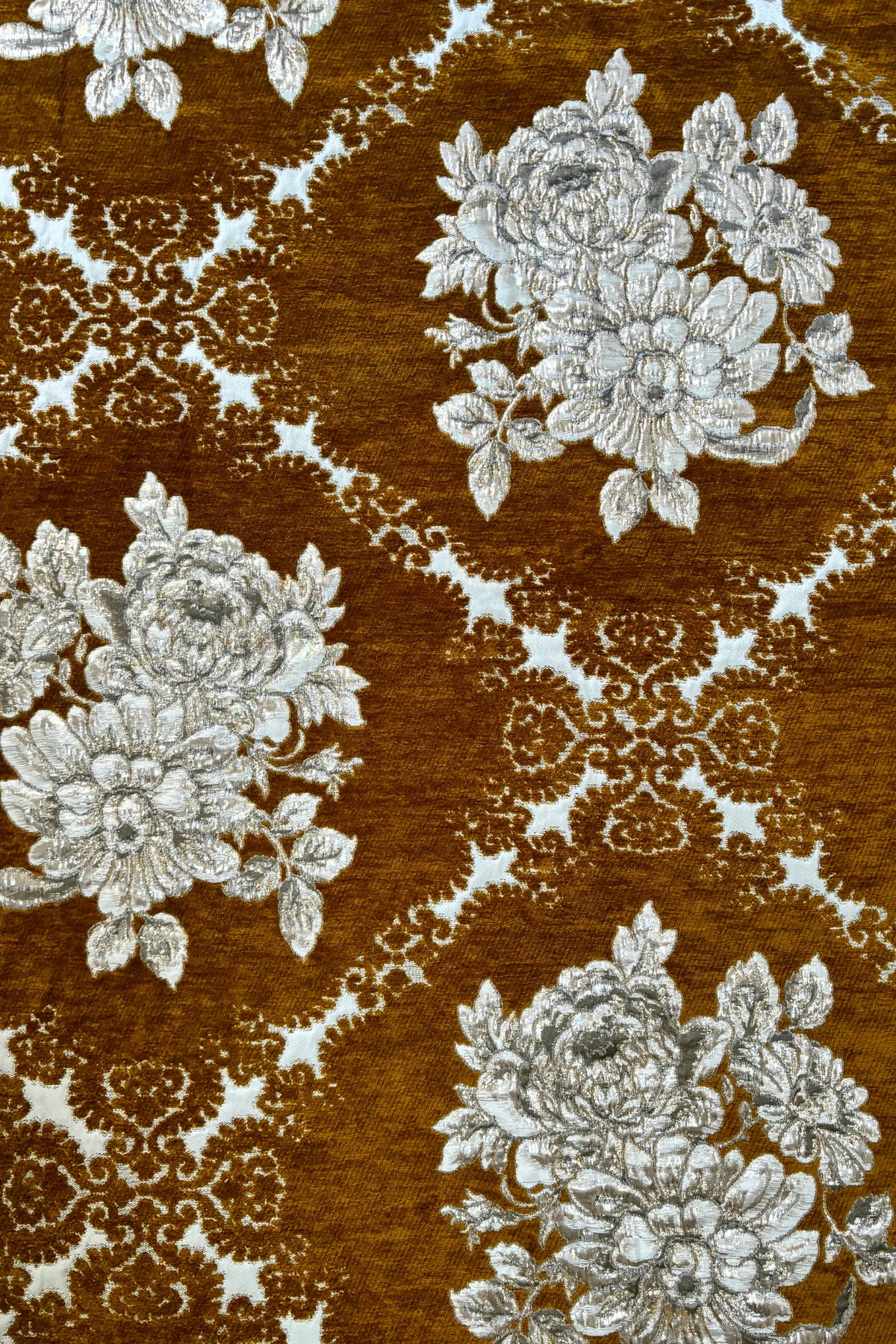 BROWN+SILVER FLOWERS Fabric