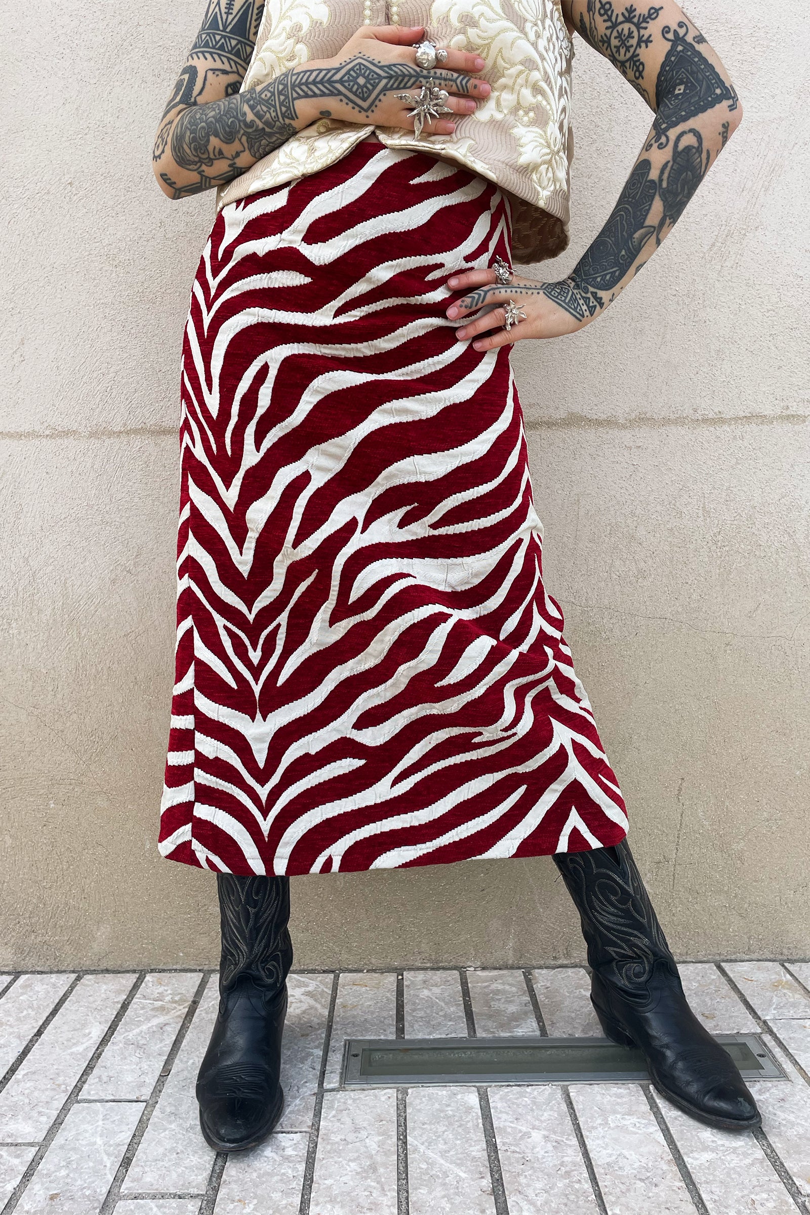 CHIKI Skirt