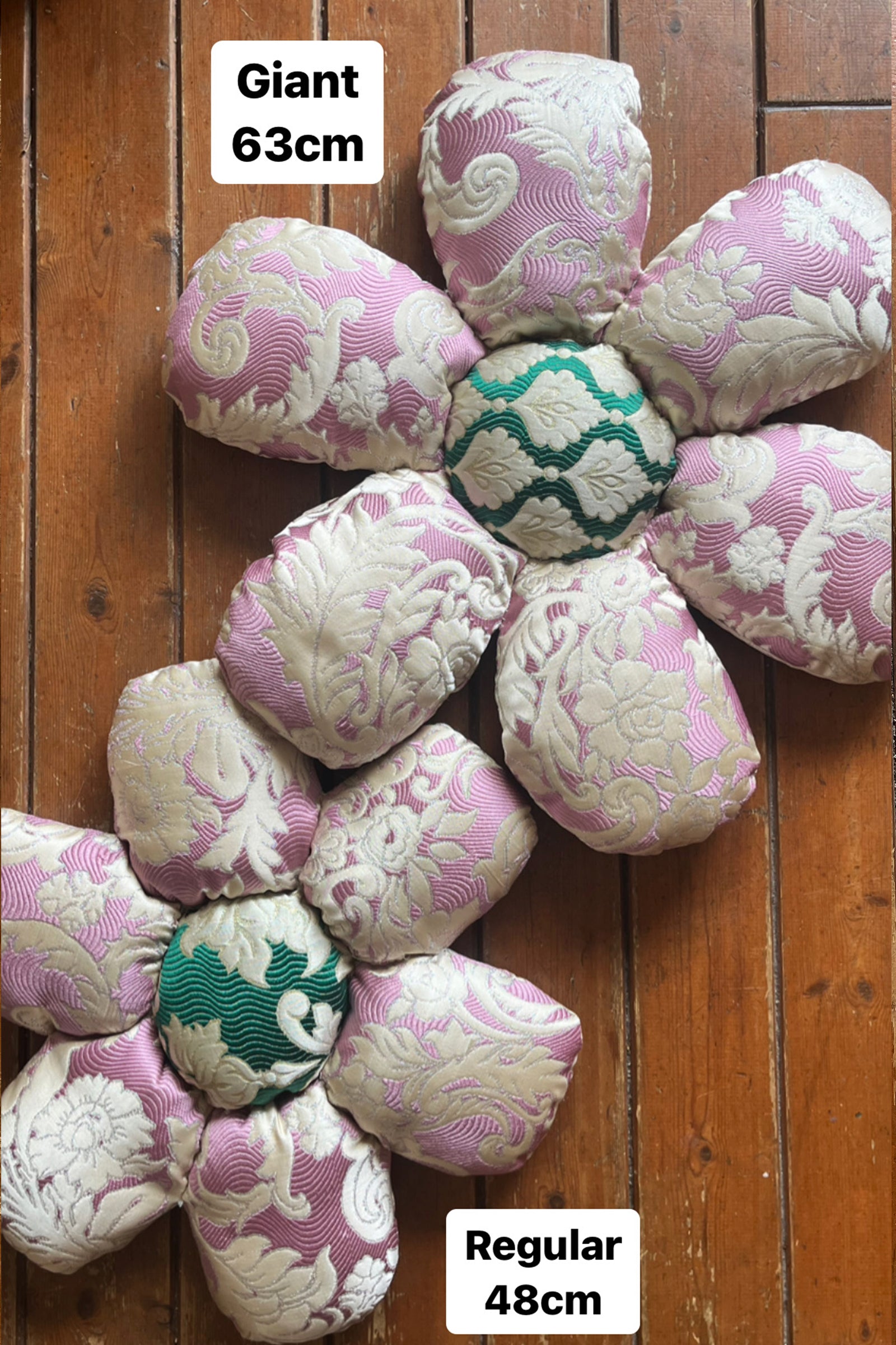 FLOWER Cushion