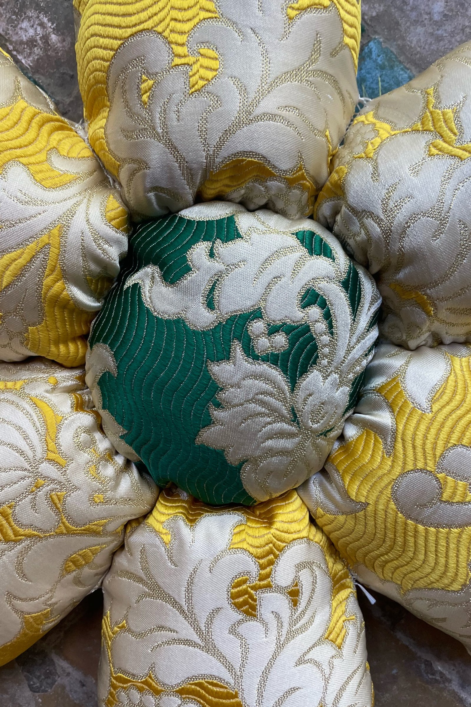 FLOWER Cushion