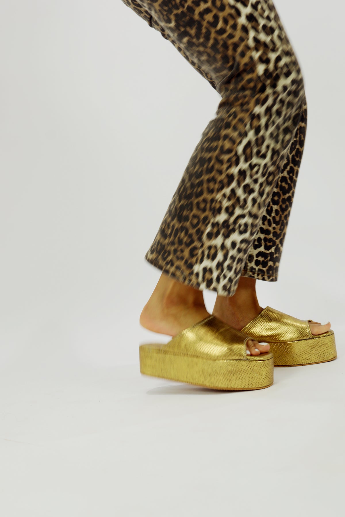 ZOUBI SHOES <br> Gold, Snake effect (Leather)