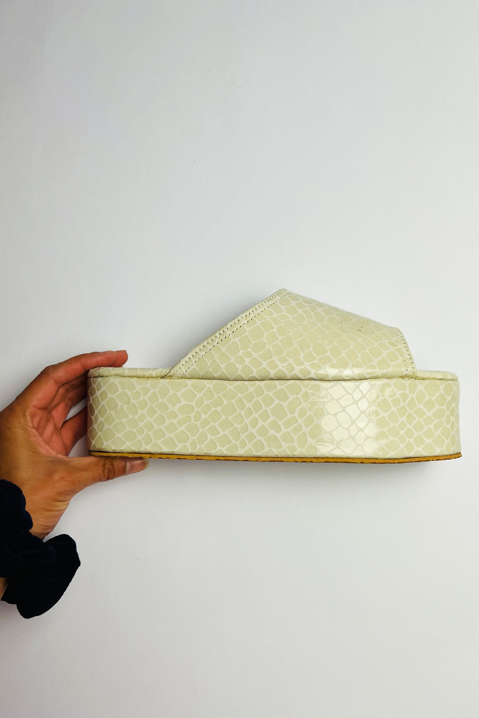 ZOUBI Shoes